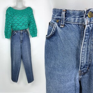 90s vintage medium wash high waist tapered jeans 31 Inch Waist 90s Vintage Jeans Boyfriend Jean Girlfriend Vintage Denim 90s Aesthetic VSC0