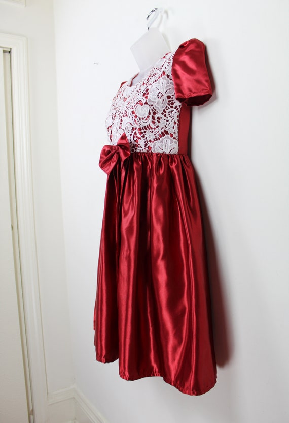 80s vintage red satin party dress with white lace… - image 7