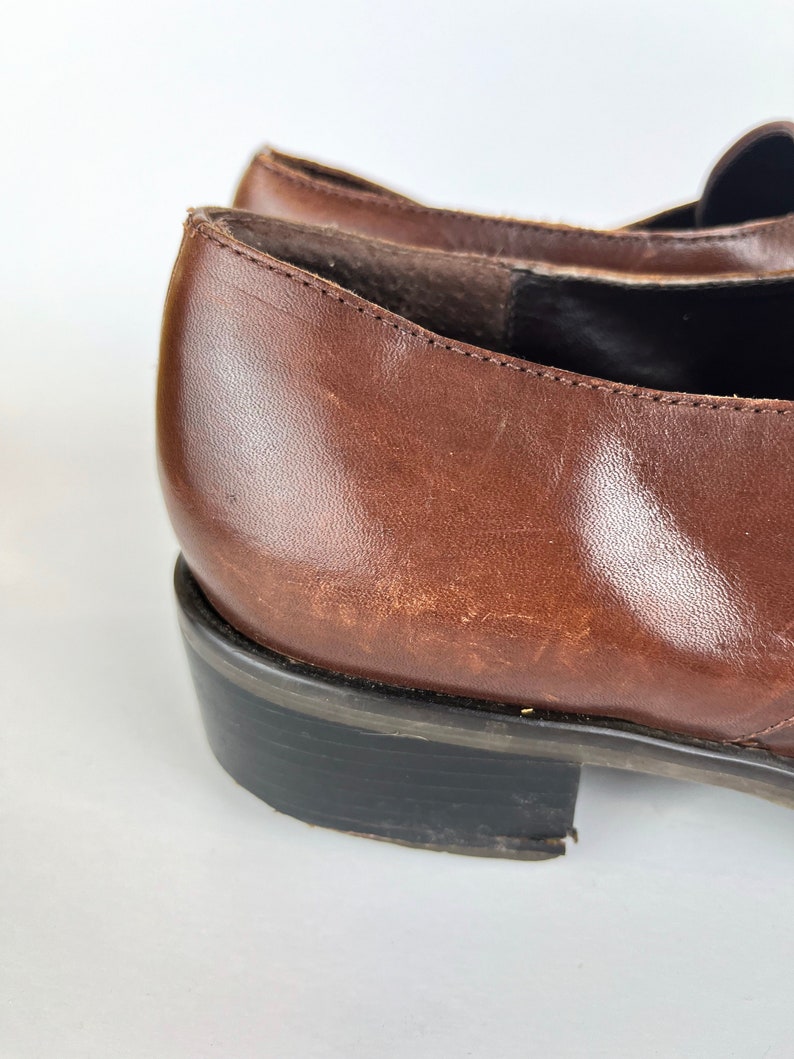 90s vintage brown woven leather Oxfords with buckle Size 7.5 Shoe Brown Woven Loafers Buckle Oxfords Light Academia Collegiate Pilgrim Shoes image 4