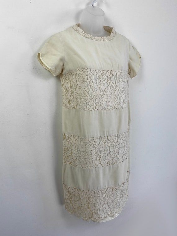 60s Vintage cream and lace block mini dress with … - image 10