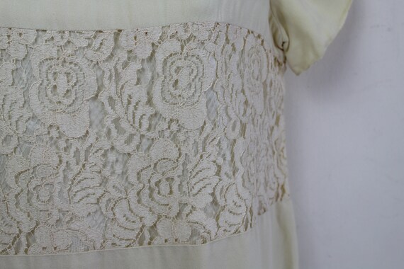 60s Vintage cream and lace block mini dress with … - image 4