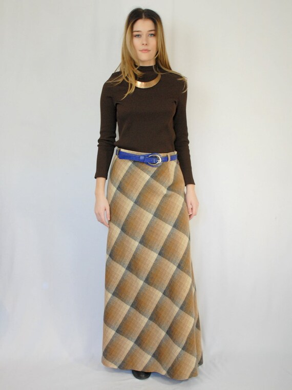 70s VINTAGE WOOL plaid A line maxi skirt, 29 inch… - image 3