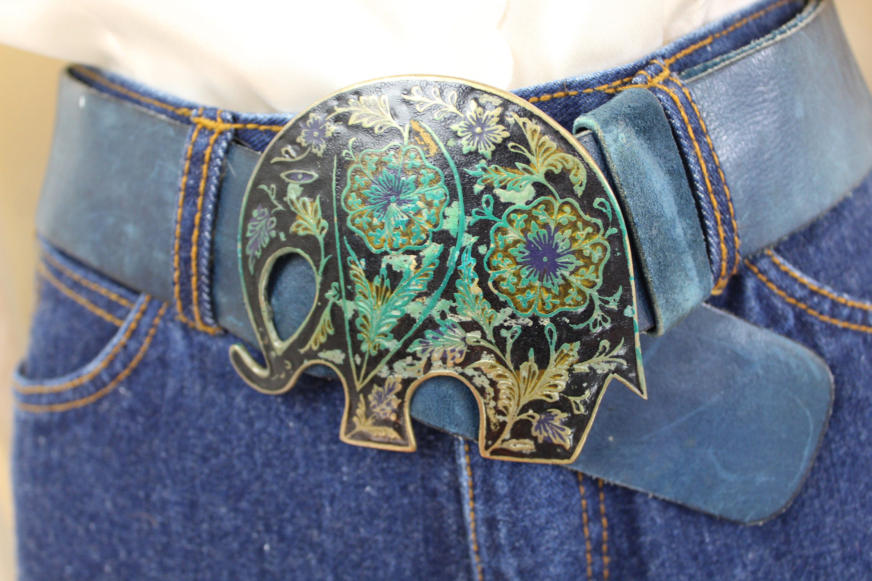 Golden Hands Lee Bernay Vintage Belt Brass Enamel Buckle Suede Belt Boho Hippie Golden Hands Lee Bernay Vintage Belt Brass Enamel Buckle  main image 2