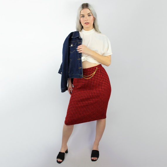 90s VINTAGE Red Skirt With Gold Chain WANDA WOODWARD Size 12 30 Inch Waist Nubby Weave Red Navy Plaid Skirt 90s Clothing 90s Skirt Etsy