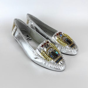 90s vintage metallic silver leather beaded moccasins Size 6 Silver Moccasins Silver Flats Light Academia Beaded Silver Slippers House Shoes