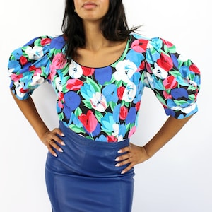 80s tulip print balloon sleeve statement blouse Size 12, Floral Statement Blouse, UPCYCLED Top 50s Style Puffy Shoulder Sustainable fashion,