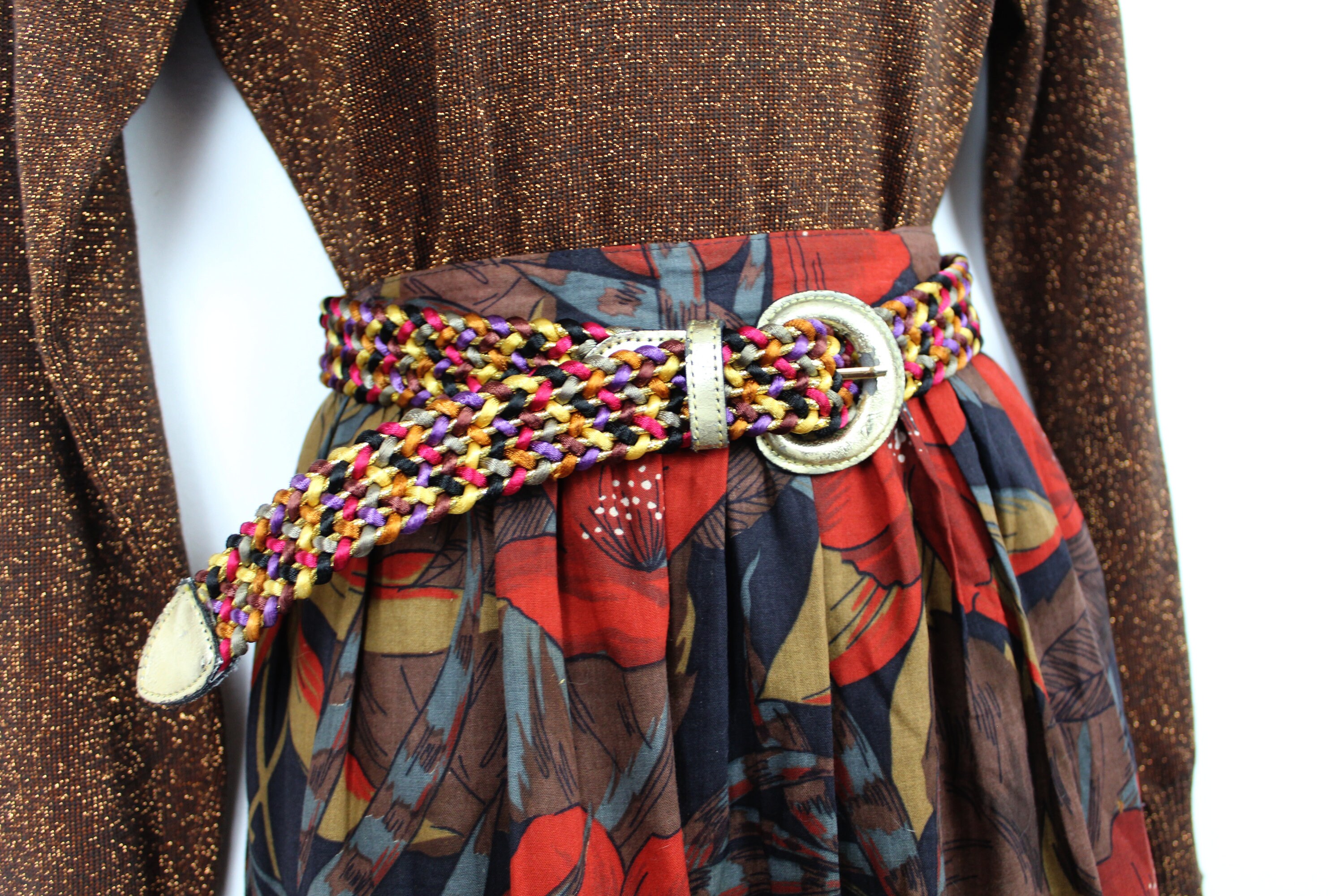 90s Vintage Gold Multicolor Woven Belt, Gold Woven Belt  display picture 3