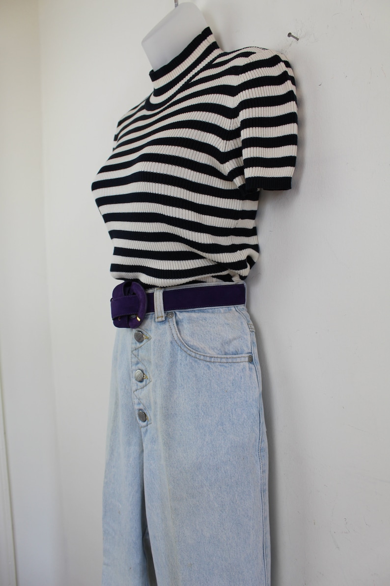 90s Vintage light wash high waist tapered SASSON jeans with button fly Size 9 26 inch waist 90s Aesthetic 90s Jeans Triangle Button Fly