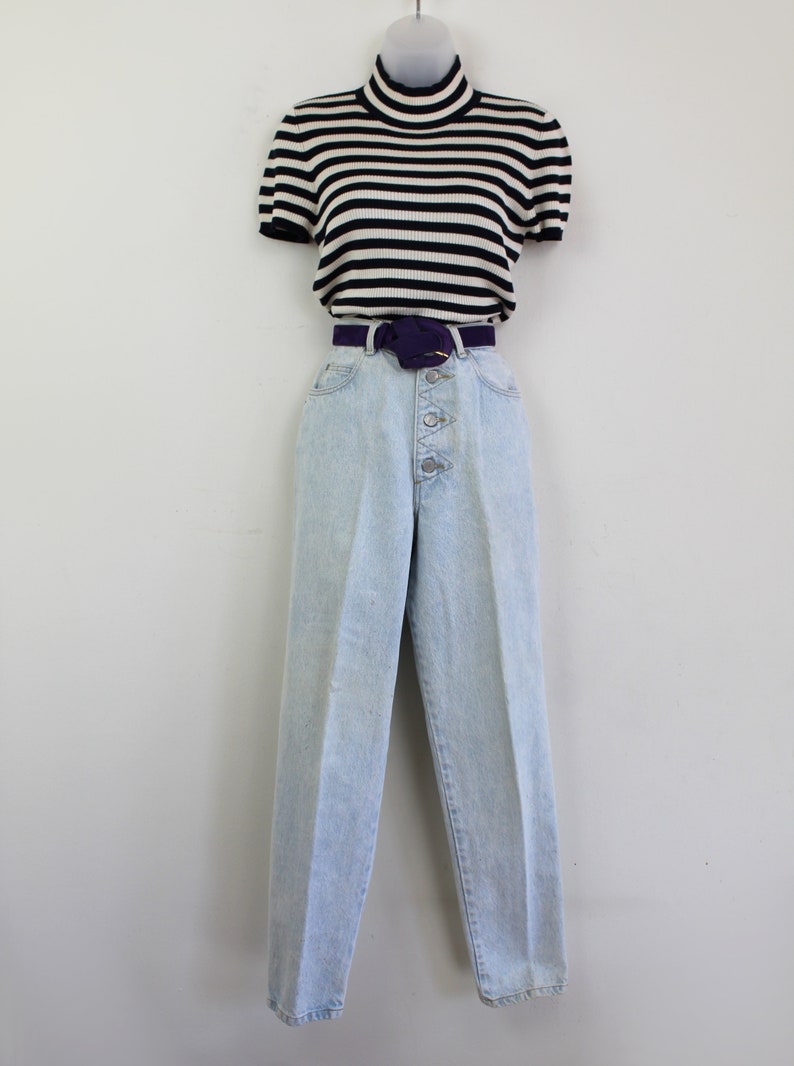 90s Vintage light wash high waist tapered SASSON jeans with button fly Size 9 26 inch waist 90s Aesthetic 90s Jeans Triangle Button Fly