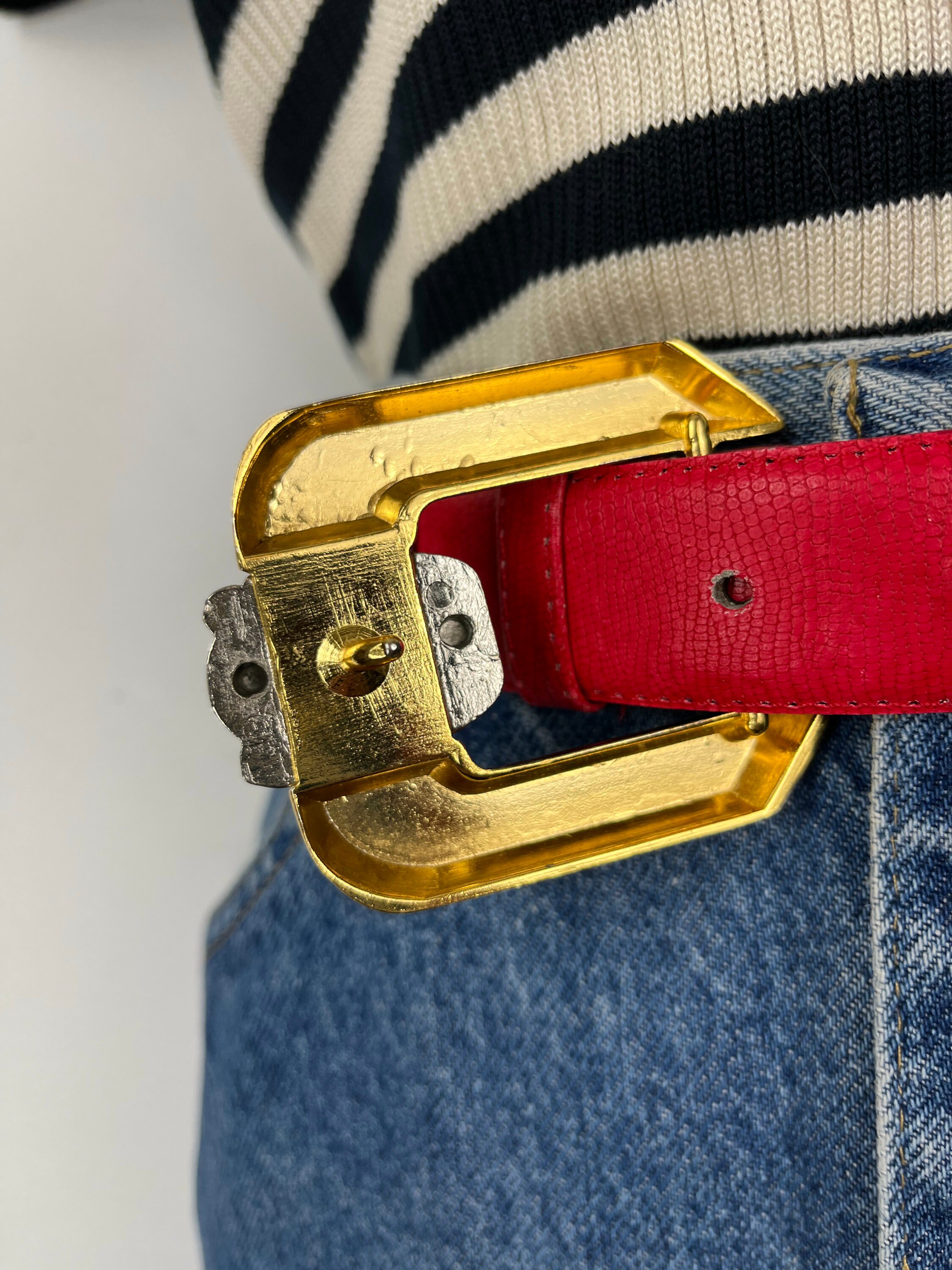 Vintage 80s 90s Red Leather Skinny Belt Gold Hardware Lady Captiva Size S 24-28 90s Skinny Red Leather Belt With Gold Buckle, Small, 90s  main image 2