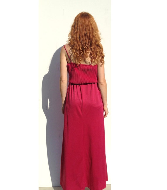 70s fuchsia pink spaghetti strap full length even… - image 5