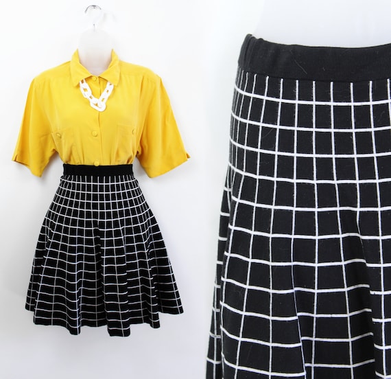 2000s vintage black and white lattice print reversible trumpet skirt, Small, 25 Inch Waist, Reversible Skirt, Trumpet Knee Skirt, Knit Skirt