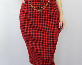 90s VINTAGE Red Skirt With Gold Chain, WANDA WOODWARD, Size