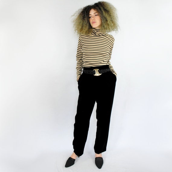 90s VINTAGE Black Velvet Dress Pants, Size 8, 28 Inch Waist, Silk Blend,  Black Tapered Trousers, Black Velvet Pant, 90s Clothing, COCKTAIL - Etsy