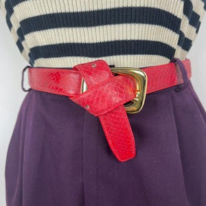 90s vintage medium skinny red leather belt with gold silver buckle Small 90s Aesthetic Red Leather Belt Aesthetic Fashion 1990s Accessories