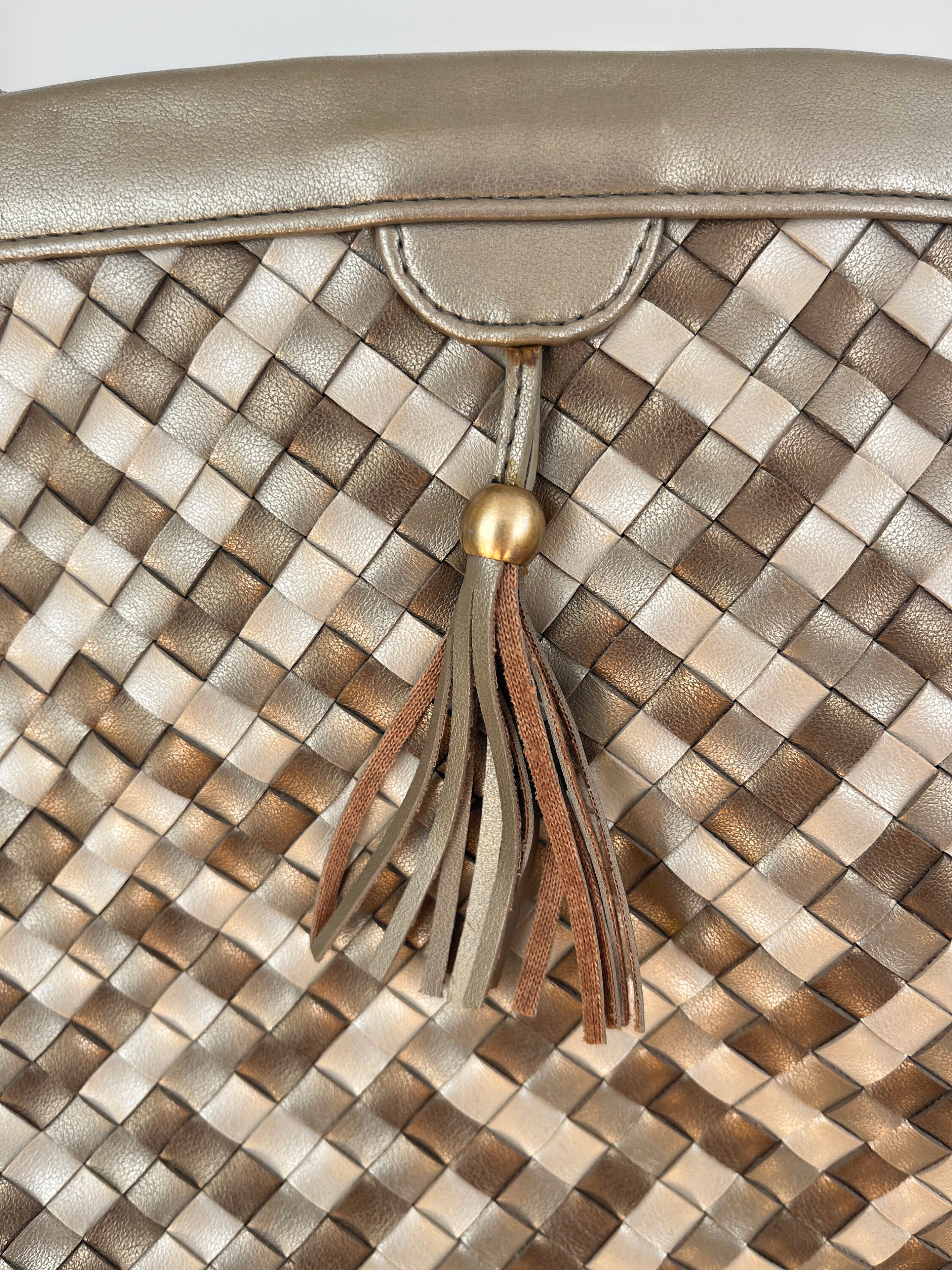 80s Vintage Gold and Bronze Woven Faux Leather Shoulder