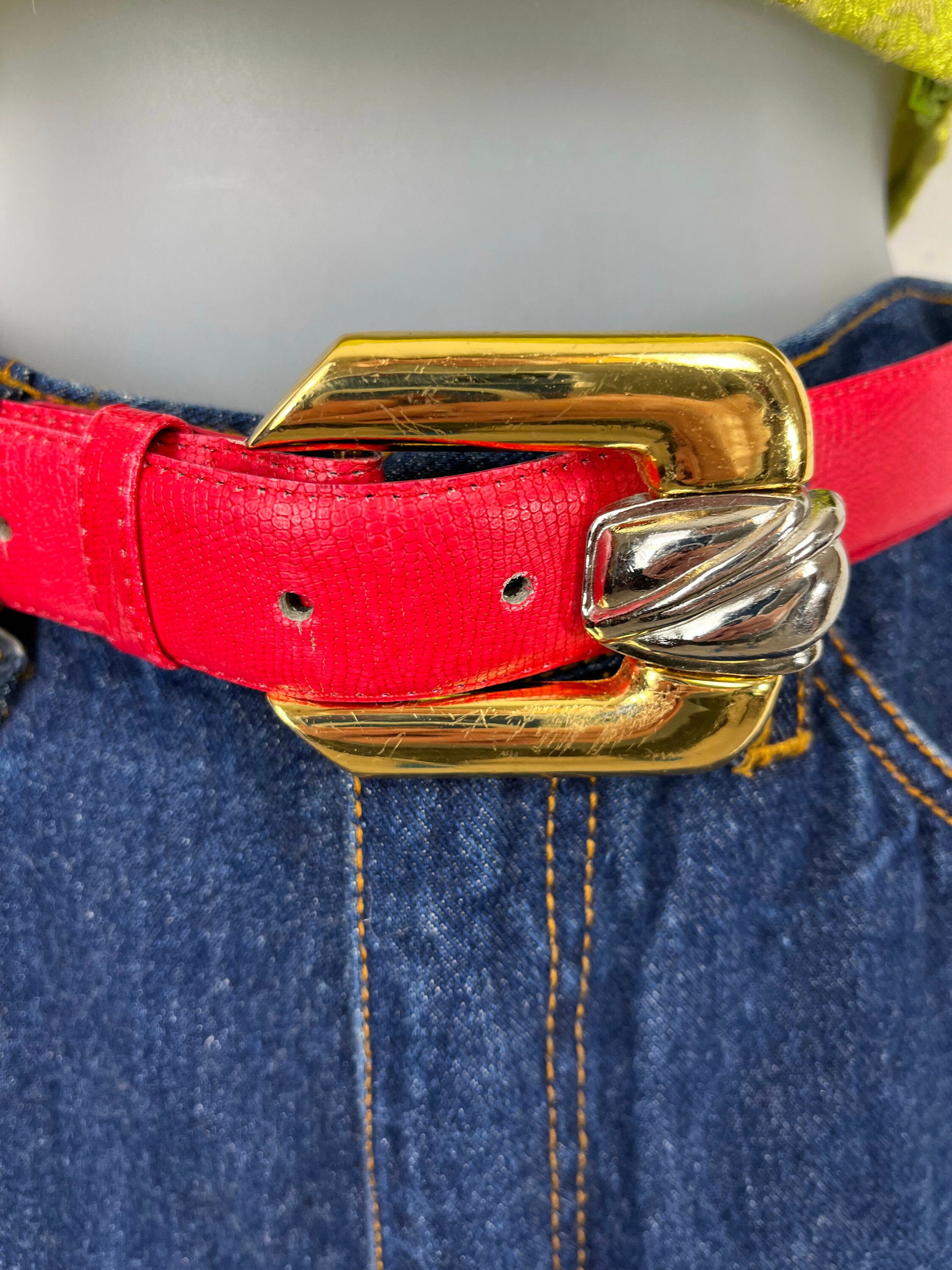 90s Skinny Red Leather Belt With Gold Buckle, Small, 90s  display picture 3