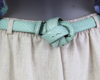 90s vintage seafoam green skinny leather belt, Small Medium, 90s Aesthetic, Snakeskin Belt, 90s Accessories, Pastel Green Belt, Pastel Goth