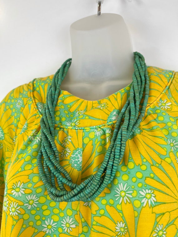 Vintage cyan green twisted multi strand bead neckl