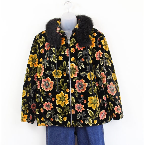 60s black floral print plush carpet coat with fau… - image 4