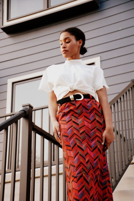 70s VINTAGE red chevron maxi pencil skirt, 24 inch