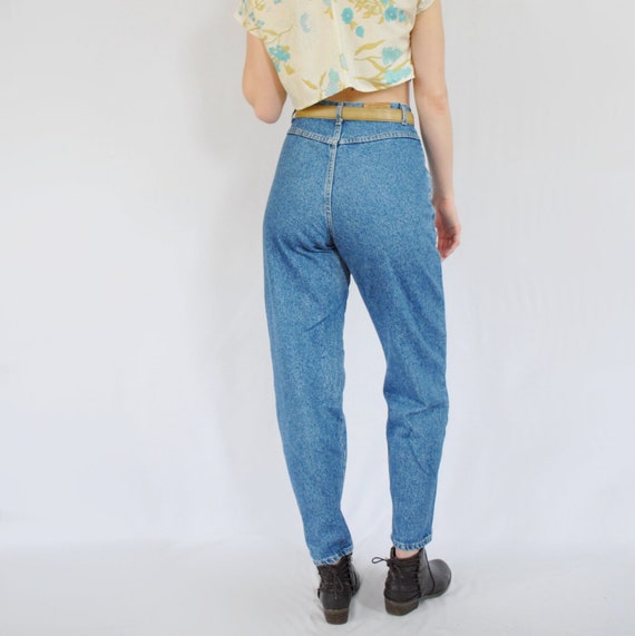 90s Medium Stone Wash Mom Jeans, Size 12, 29 Inch Waist, High