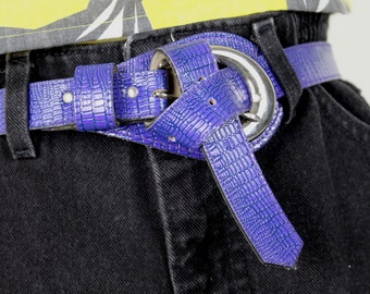 90s Vintage royal purple leather belt, Medium Large, 90s Vintage Belt, 90s Leather Belt, Purple Bonded Leather, VSCO Girl, 90s Aesthetic