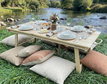 Faltbarer Boho-Picknicktisch - Handgemachter rustikaler Holztisch, Camping, Hochzeit, Garten oder Kinderparty, tragbarer niedriger Tisch aus Kiefernholz 44x22 Zoll für 4