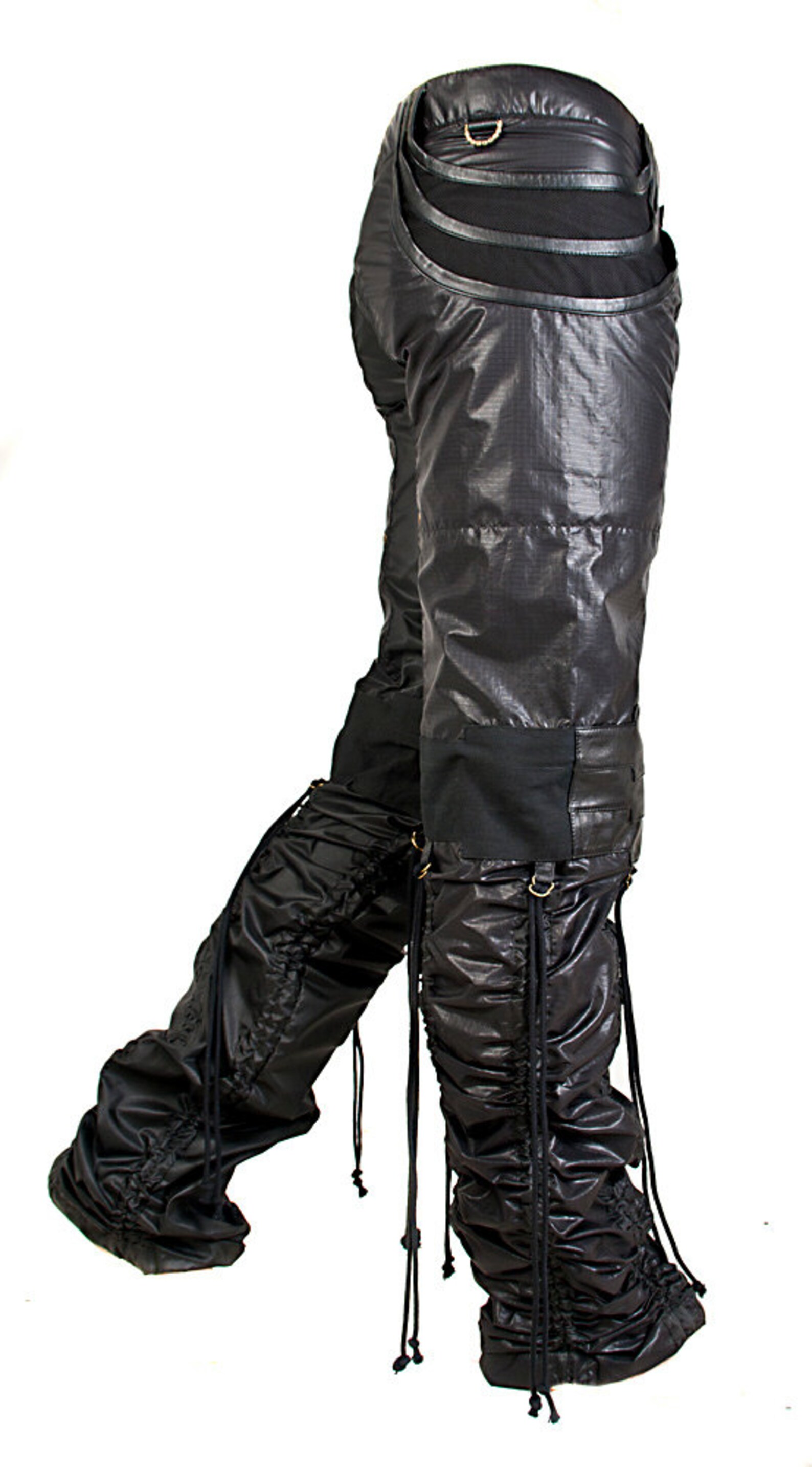 mens parachute cargo pants