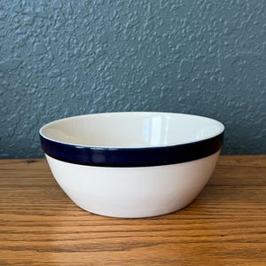 Gibson Housewares Ivory Cereal/Dessert Bowl with Blue Stripe, Stoneware Bowl