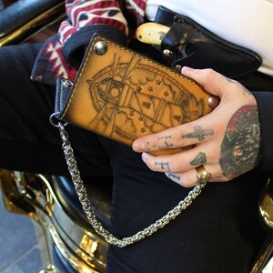 Cartera de motociclista de cuero con diseño de faro y rayos de sol marrón / Cartera de cuero para hombre / Océano náutico / Hecha a mano / Cartera de tamaño completo