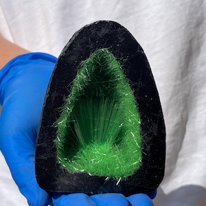 Green crystal geode specimen crystal geode cluster quartz specimen crystal healing crystal gift home decoration 1x
