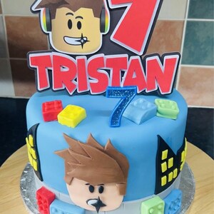 Personalised Roblox Cake Topper: Roblox Theme Party Decor bild 2