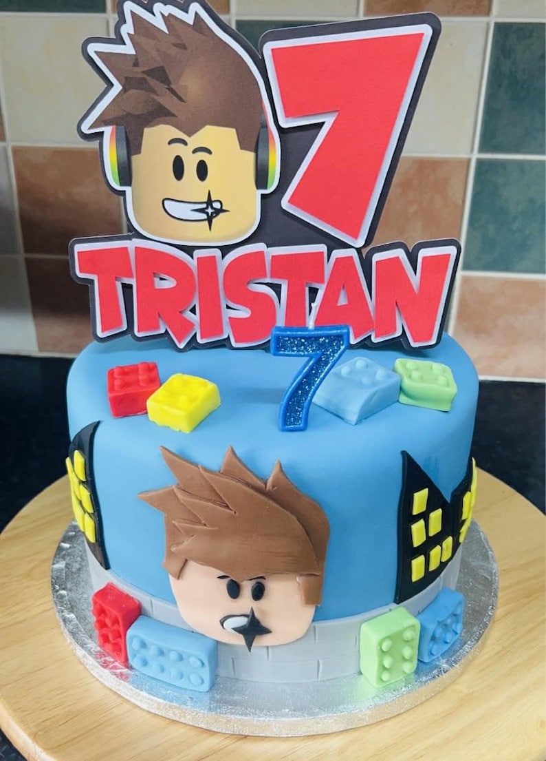 Personalised Roblox Cake Topper: Roblox Theme Party Decor bild 2
