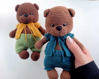 Crochet & Knitting Pattern "Pie the Teddy Bear"