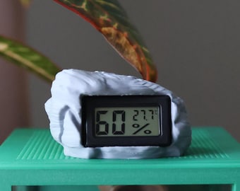 Terrarium Decorative Rock with Thermometer Hygrometer : Reptile, Spider, Mantis Enclosure