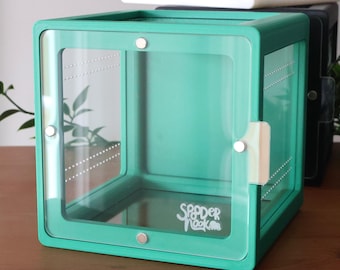 Enclos de 4 x 4 x 4 po. pour araignées sauteuses juvéniles - Habitat modulaire SpoderNook en acrylique
