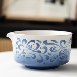 Hand-Painted Blue & White Ceramic Matcha Tea Set: Bowl, Whisk, Spoon