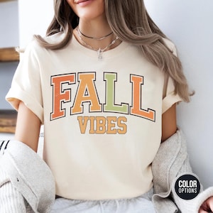 Fall Vibes Shirt Retro Autumn Tee Thanksgiving Graphic Tshirt Cozy Season Outfit Pumpkin Spice Fall Aesthetic Shirt Fall Shirt Women