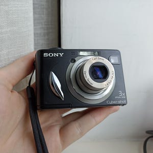 Sony Cyber-Shot DSC-W15 Black 5.0MP digital compact camera WORKing FULL Set