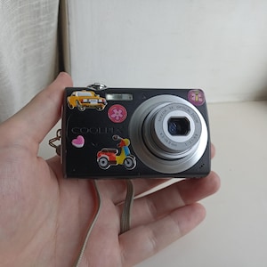 Nikon Coolpix S203 Black 10.0MP digital compact camera WORKing FULL Set