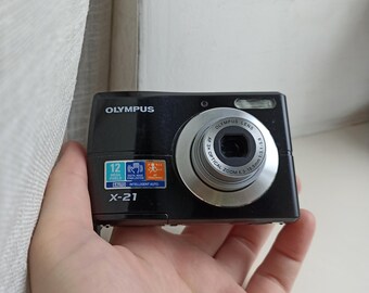 Olympus D-700 Black 12.0MP Digital Compact Camera Working