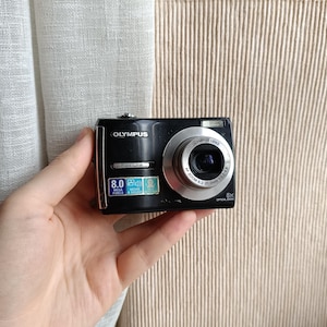 オリンパス FE-310 ブラック 8.0MP デジタルコンパクトカメラ 動作良好 格安