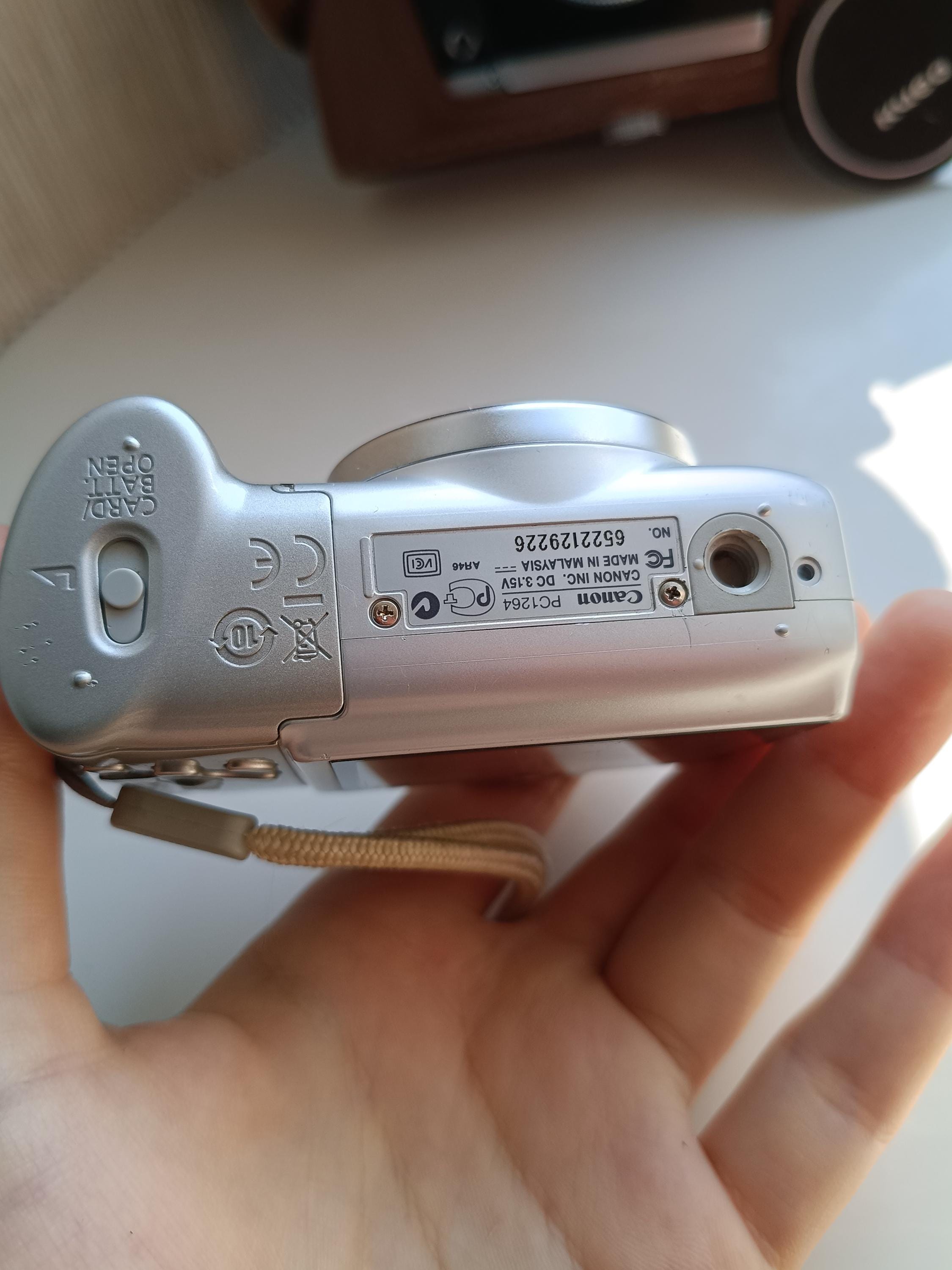 Buy Canon Powershot A580 Silver 8.0MP Digital Compact Camera
