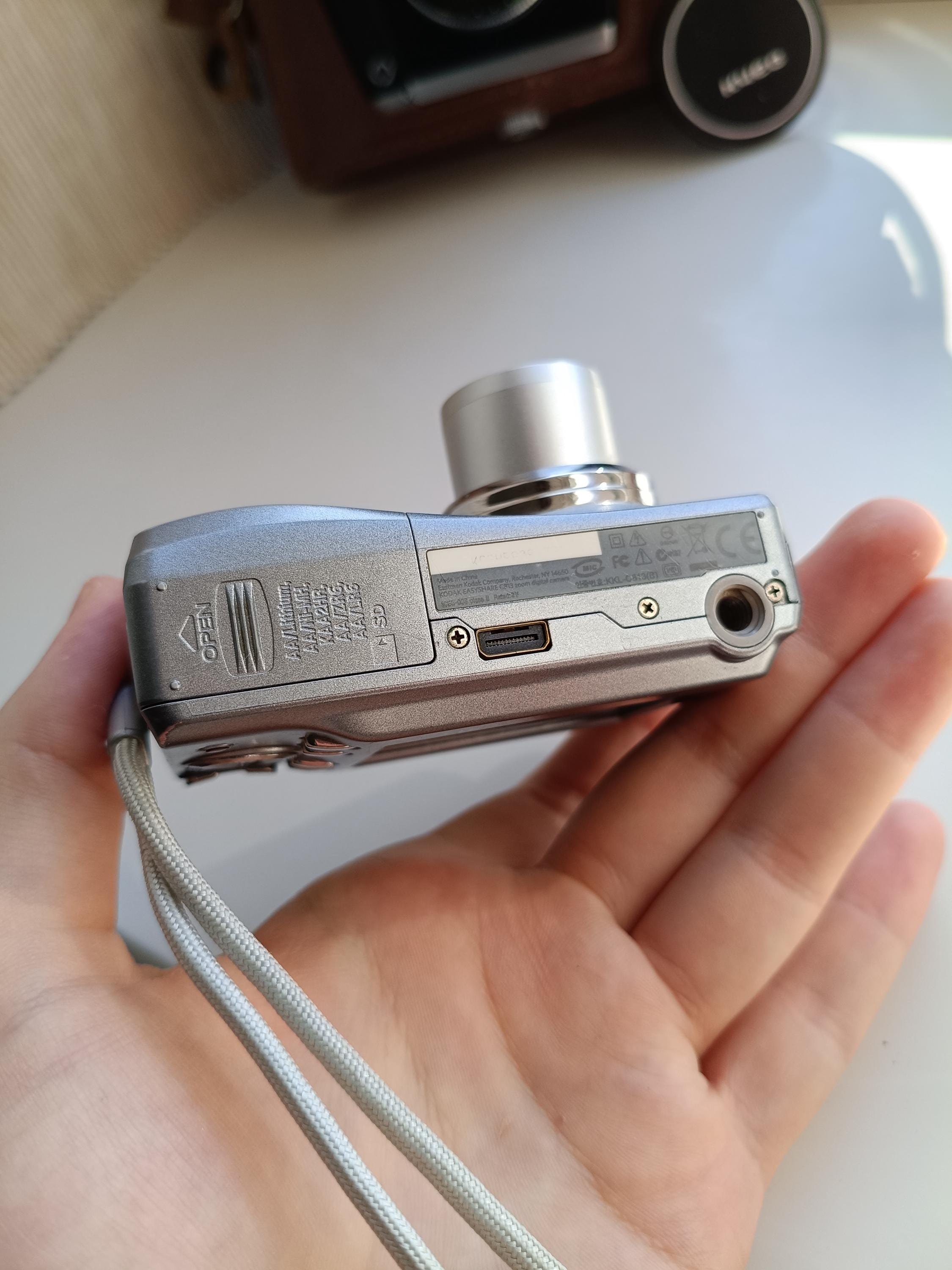 Kodak Easyshare C813 Silver 8.2MP Digital Compact Camera Working