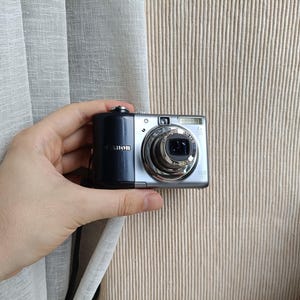 キヤノン PowerShot A1000 IS デジタルカメラ、動作確認済み、フルセット