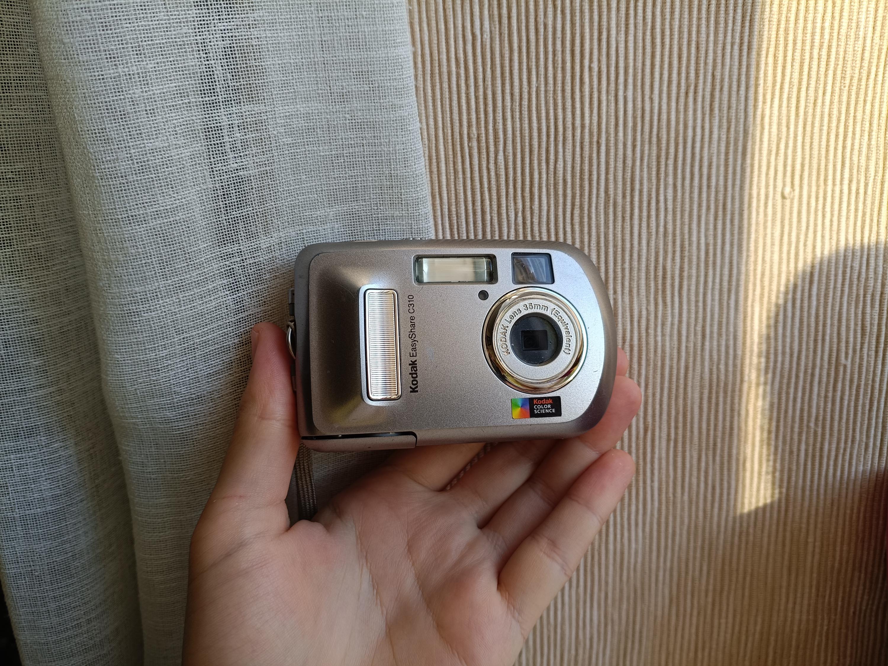Kodak Easyshare C310 Silver 4.0MP Digital Compact Camera Kodak