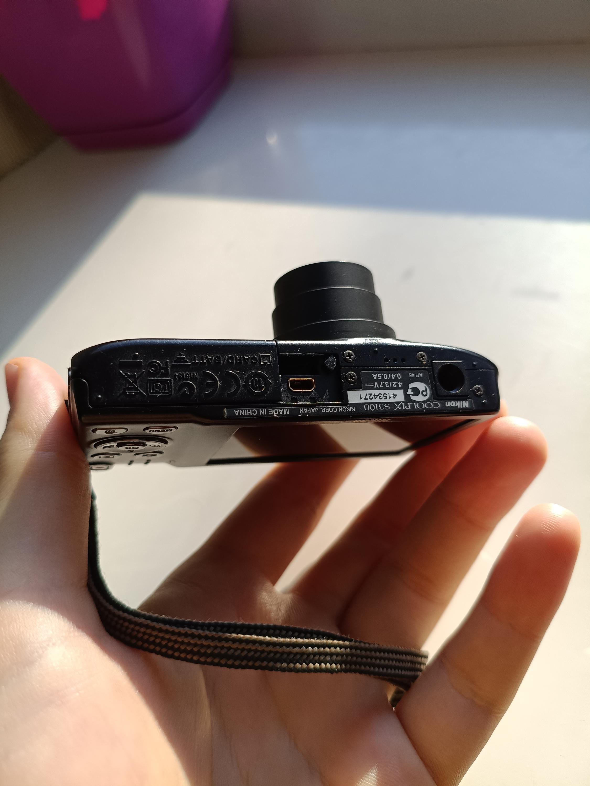 Nikon Coolpix S3100 Black 14.1MP Digital Compact Camera Working