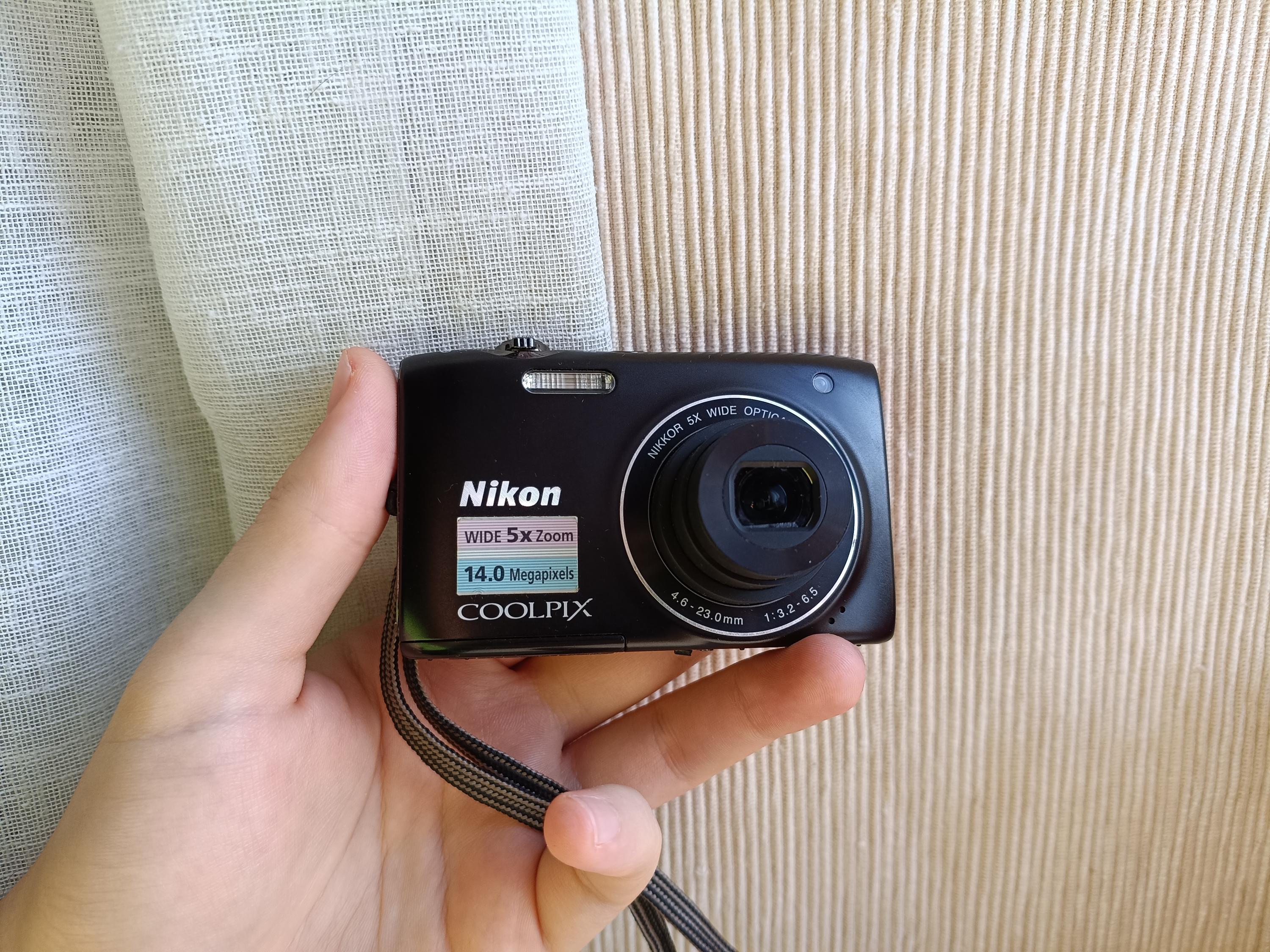 Nikon Coolpix S3100 Black 14.1MP Digital Compact Camera Working