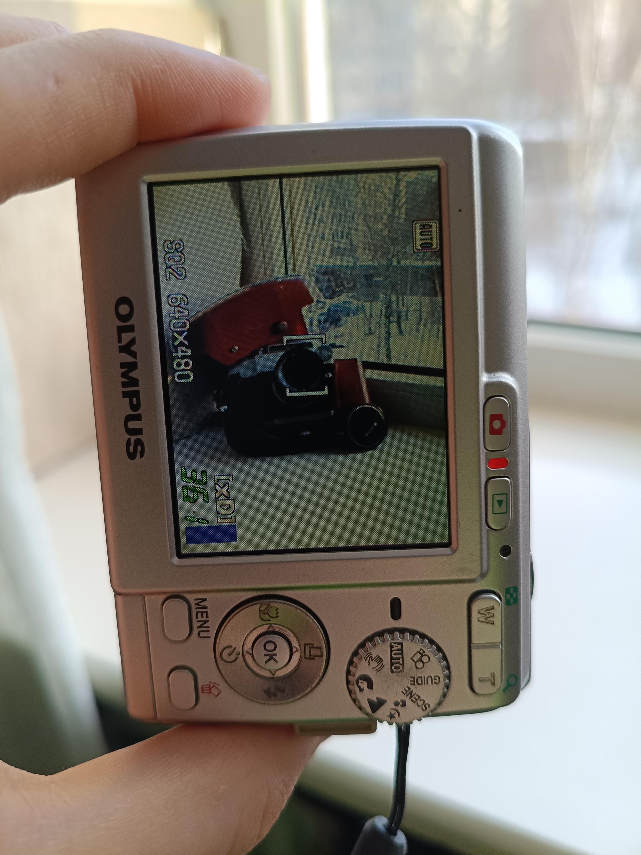 Olympus FE-180 Silver 6.0MP Digital Compact Camera Xd Card Working